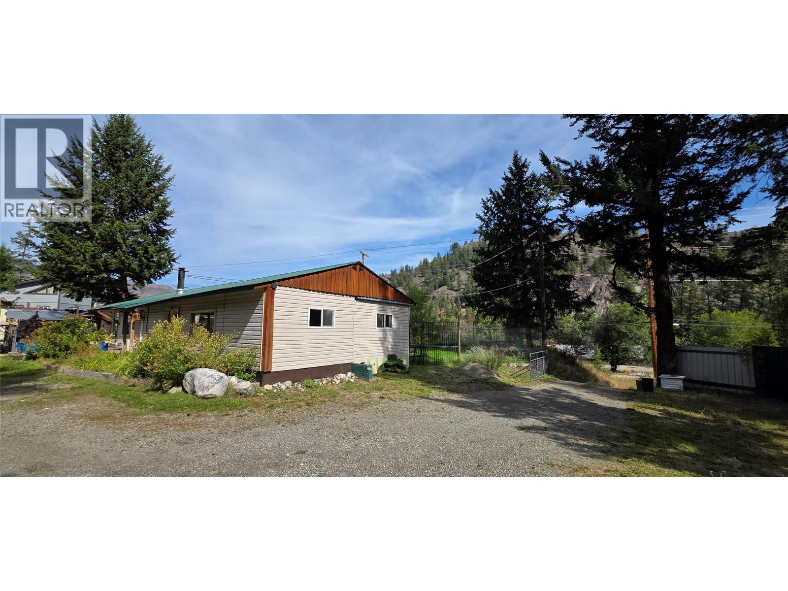 4098 Highway 3 - 8