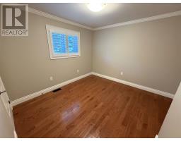 39 Blackwell Rd, Elliot Lake, ON P5A1G4 Photo 24