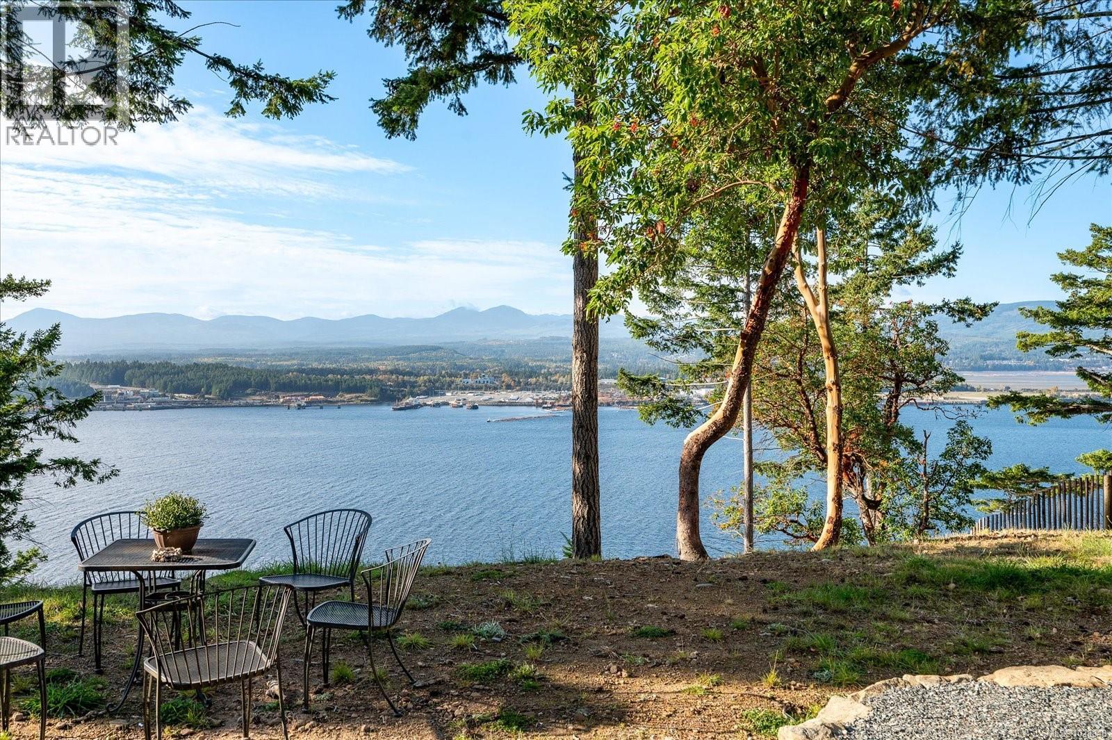 1306 Harrison Way, Gabriola Island — photo 1