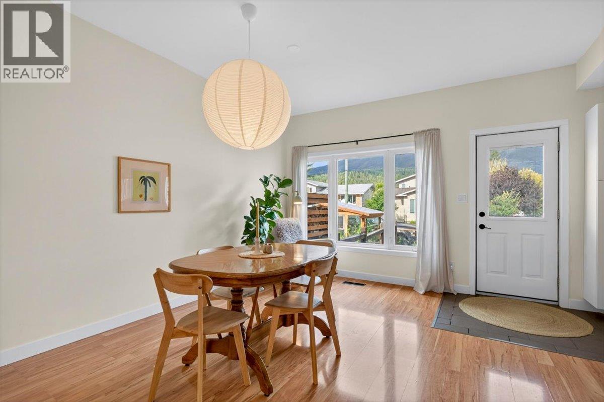1092 5TH Avenue - Image 5