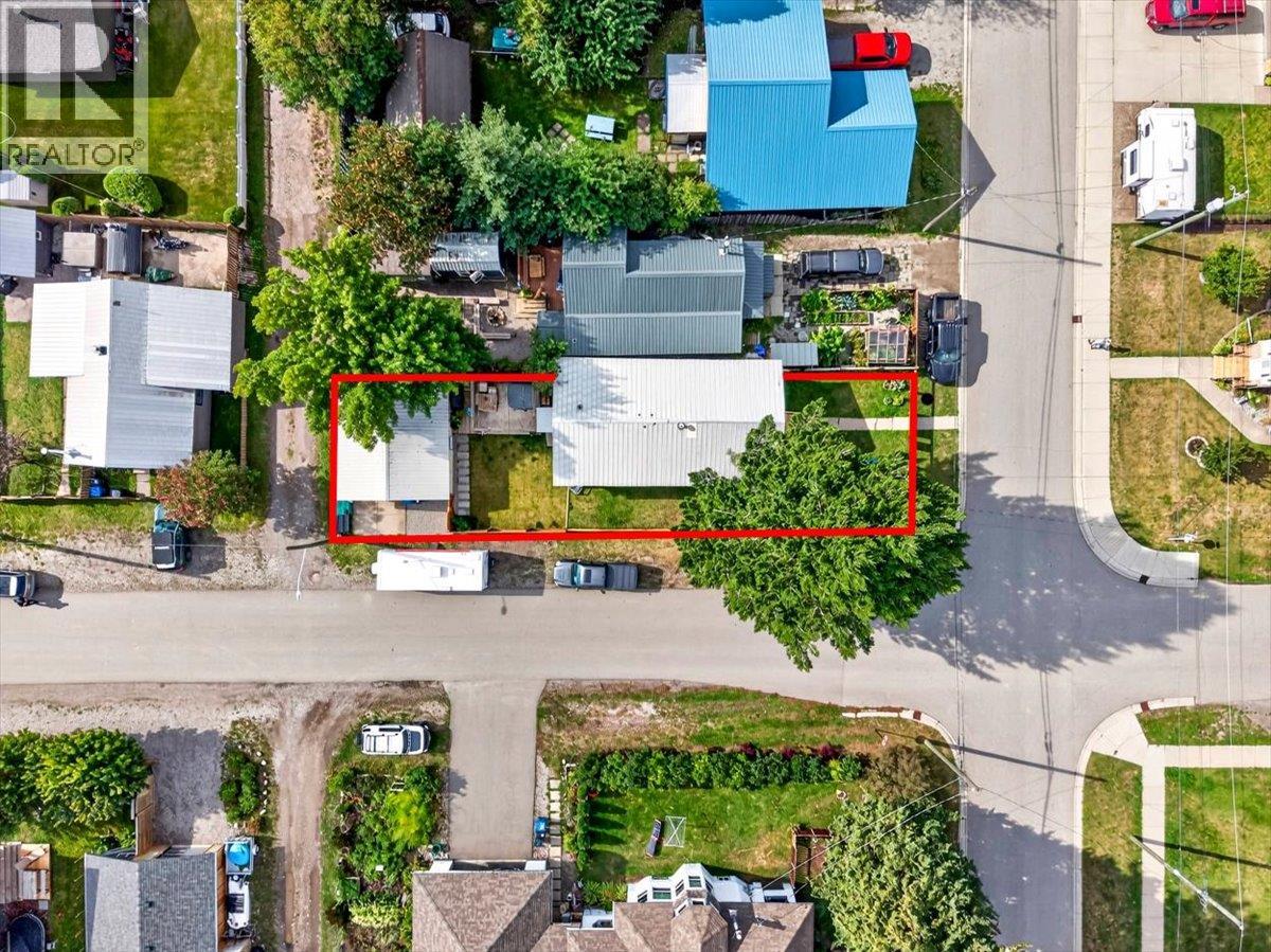 1092 5TH Avenue - 36