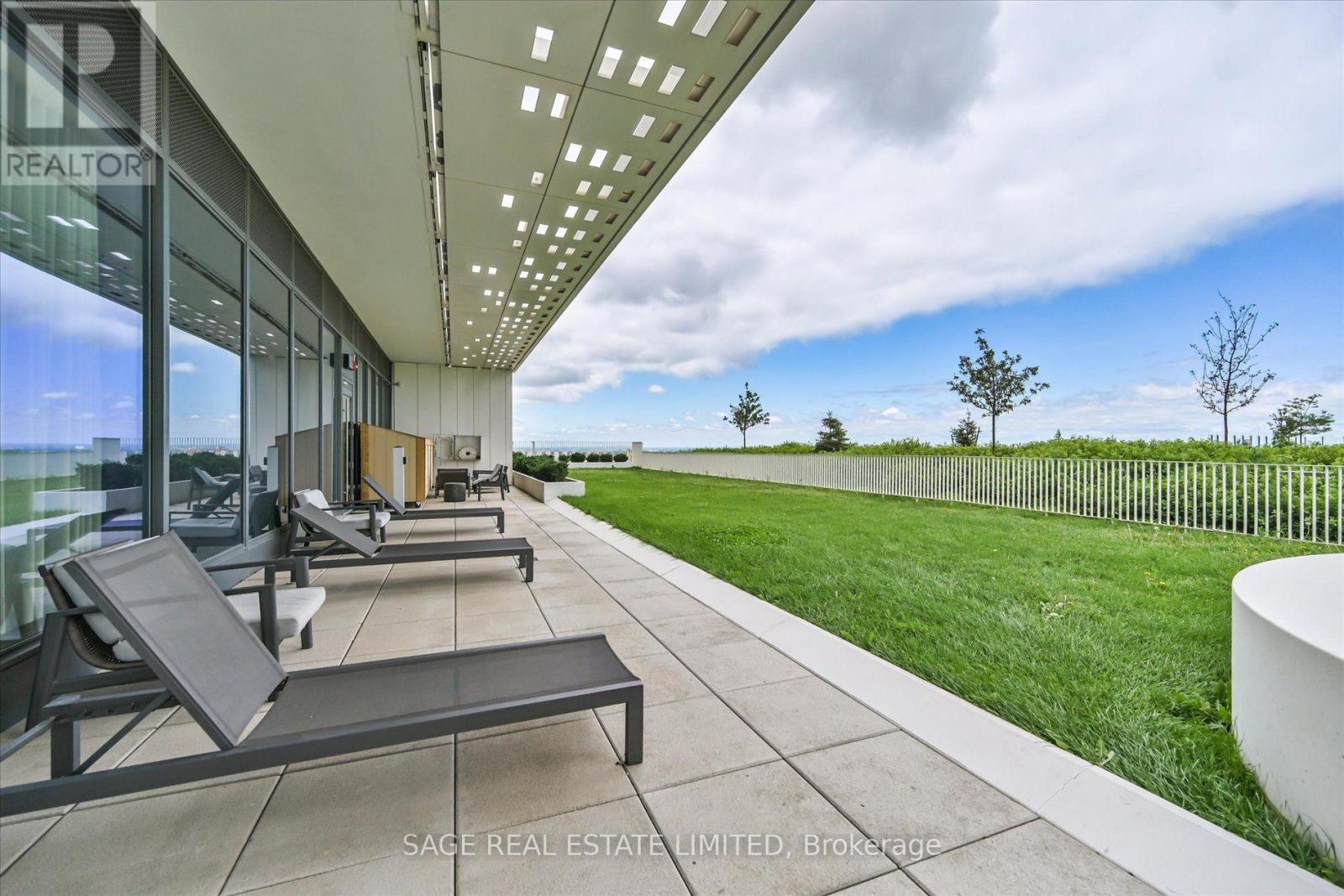 #3210 5 BUTTERMILL AVENUE - 29