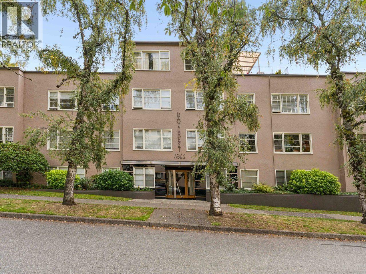 304 1246 CARDERO STREET, Vancouver