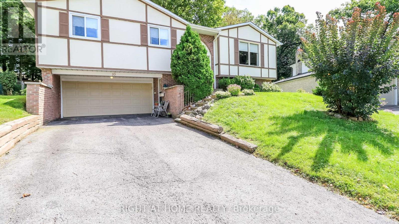 10 CAMPFIRE COURT, Barrie (North Shore) — photo 2