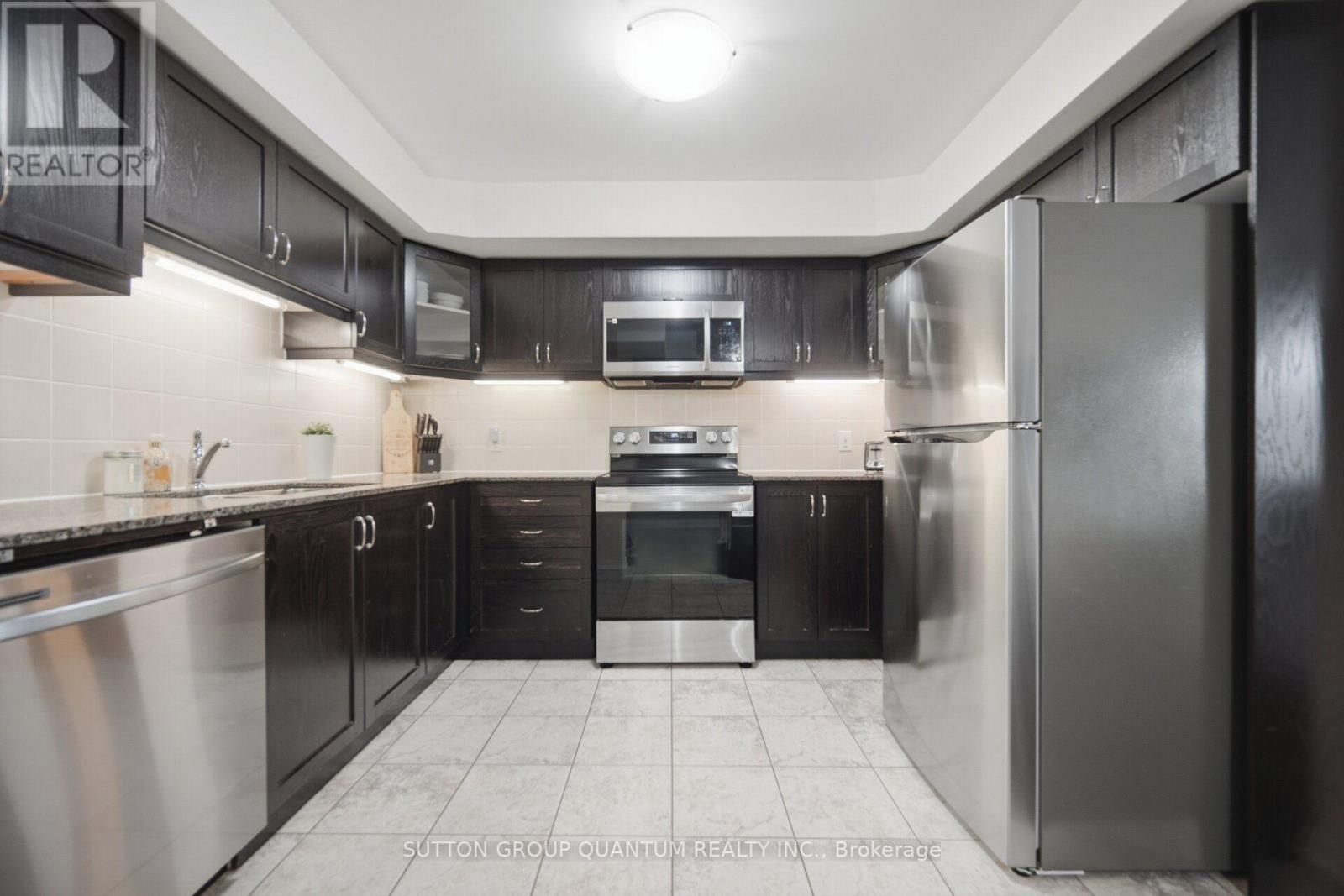 #37 2441 GREENWICH DRIVE - 11