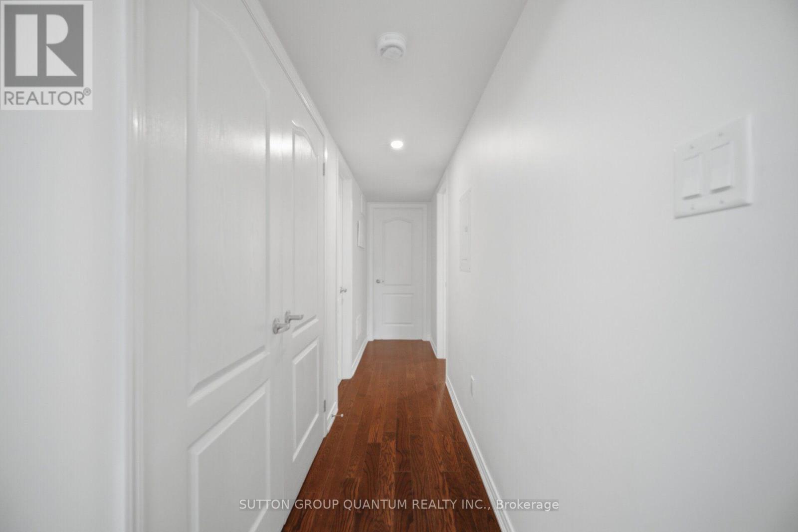 #37 2441 GREENWICH DRIVE - 13