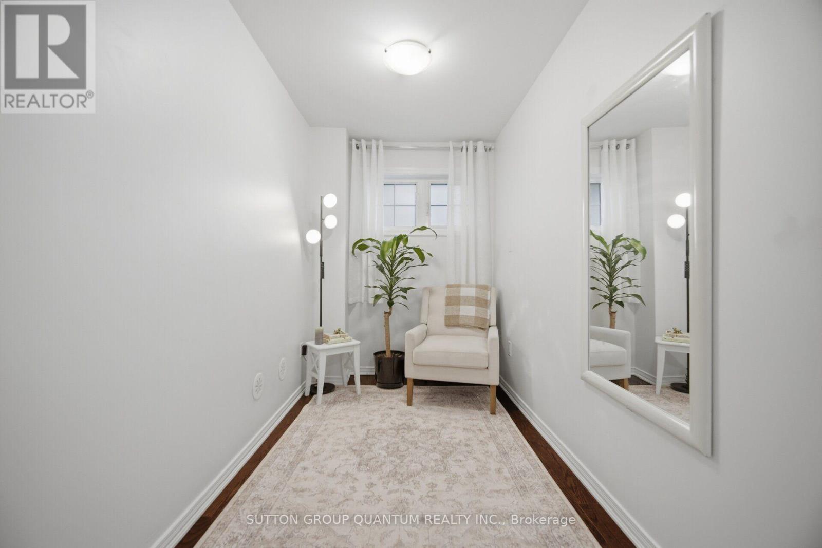#37 2441 GREENWICH DRIVE - 17