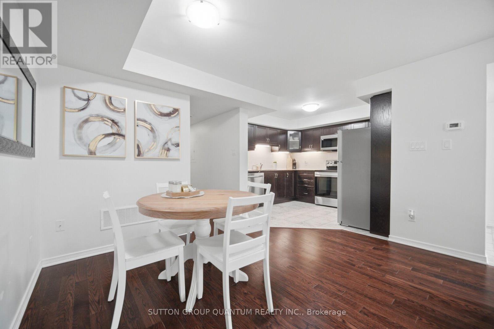#37 2441 GREENWICH DRIVE - 9