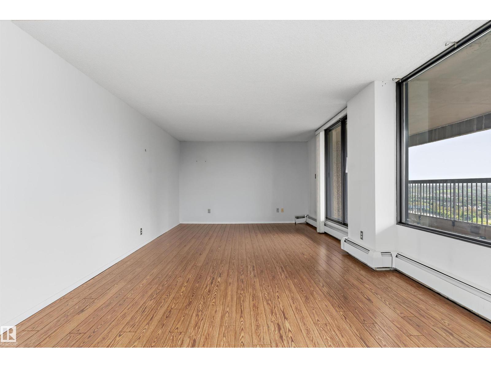 #1201 8220 JASPER AV NW - 11