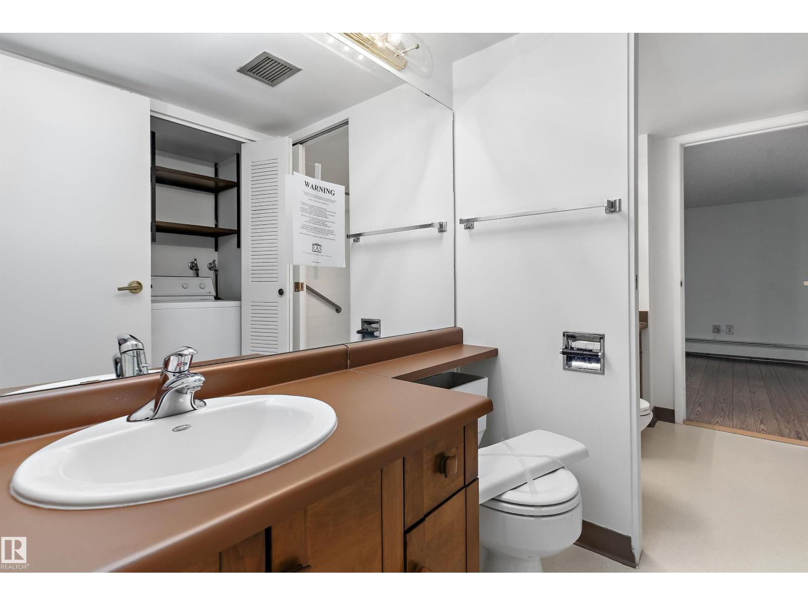 #1201 8220 JASPER AV NW - Image 17