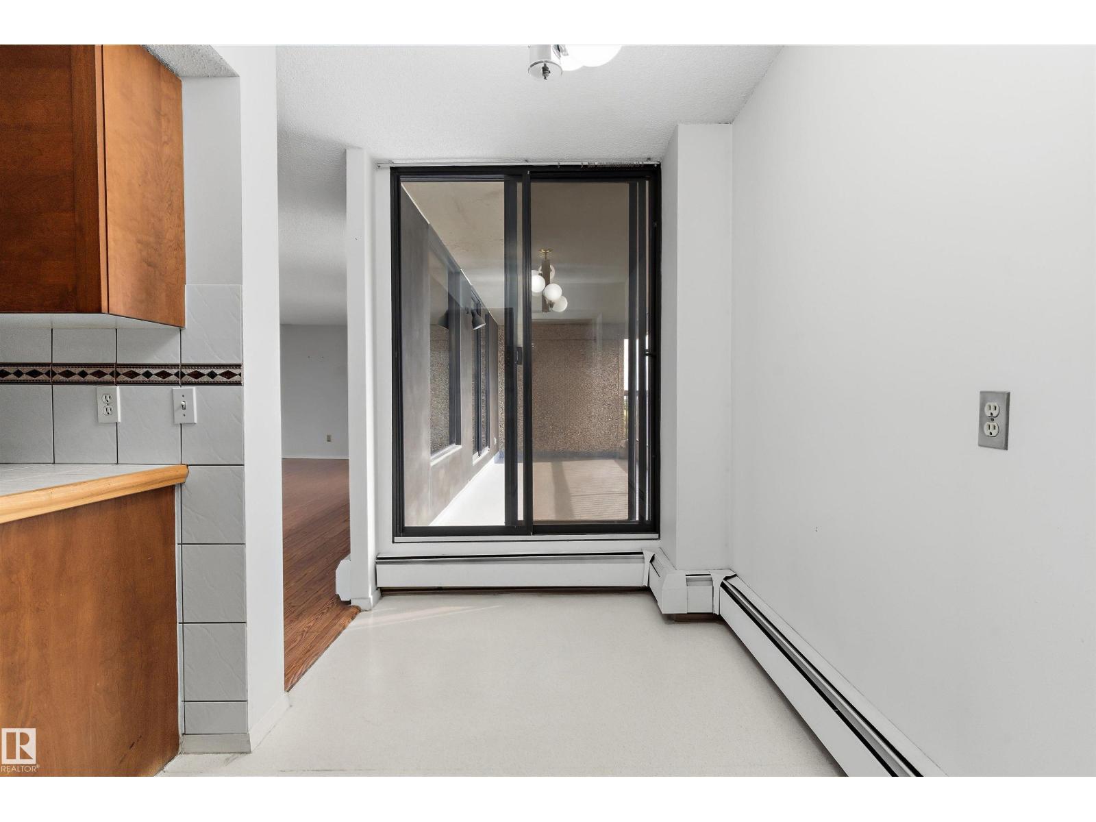 #1201 8220 JASPER AV NW, Edmonton — photo 9