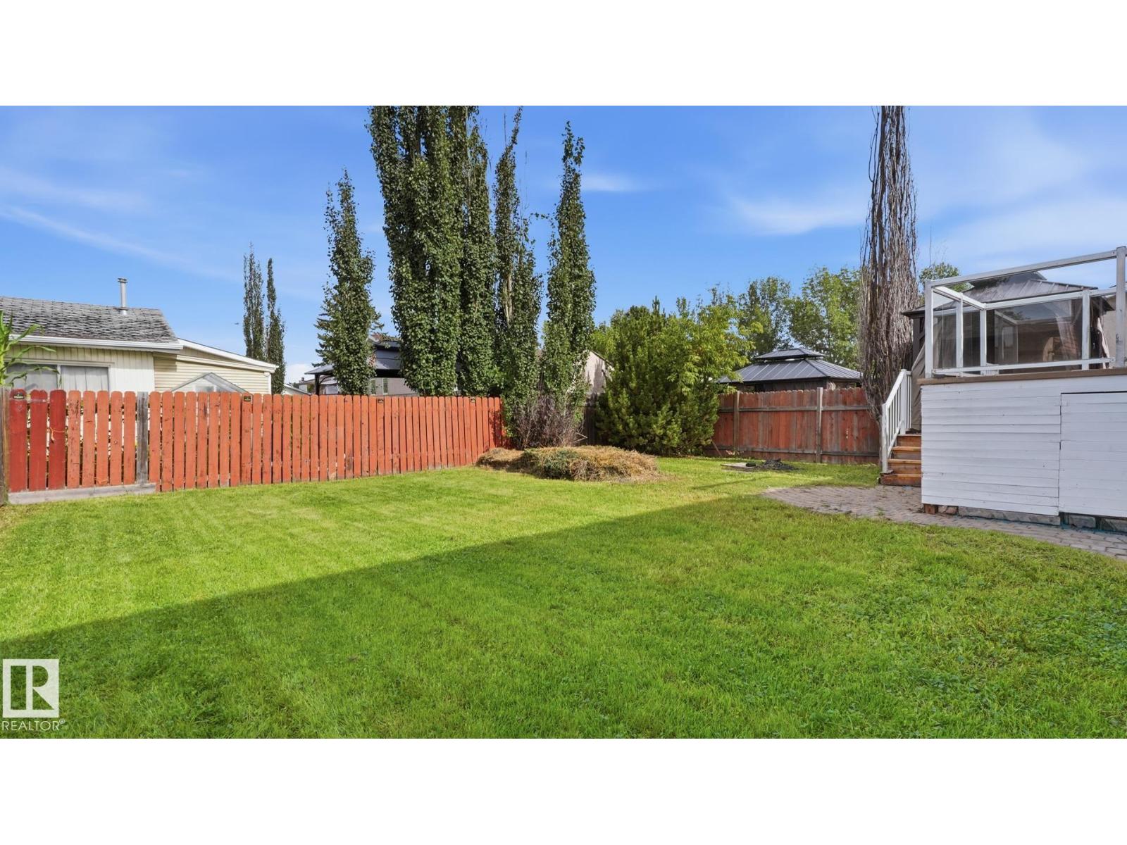 12208 146 AV NW - 39
