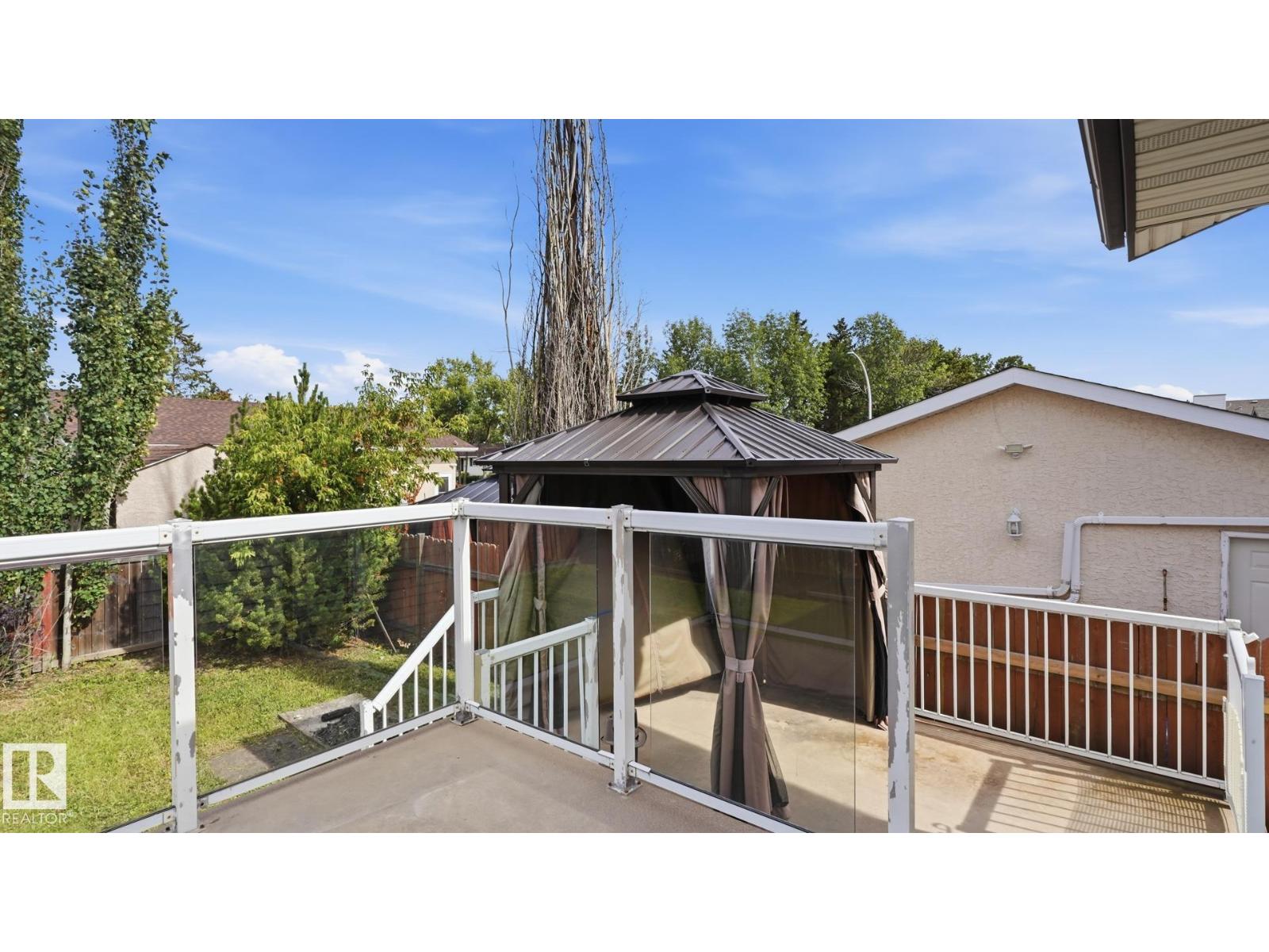 12208 146 AV NW - 34