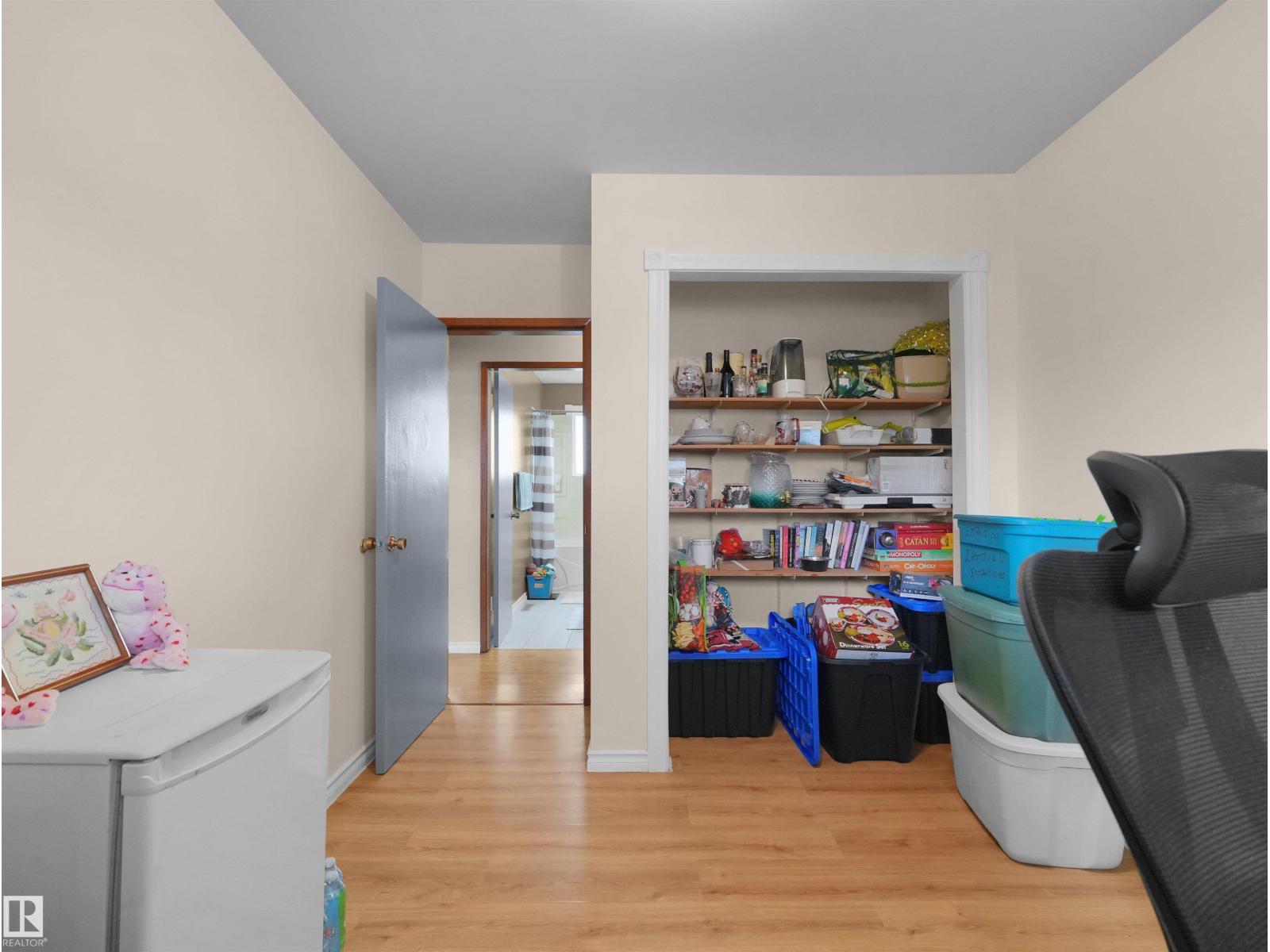 13323 114 street NW - 16