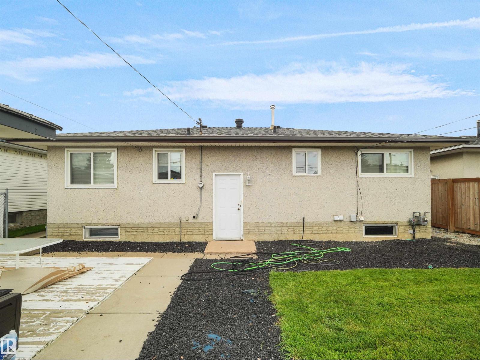 13323 114 street NW - 36