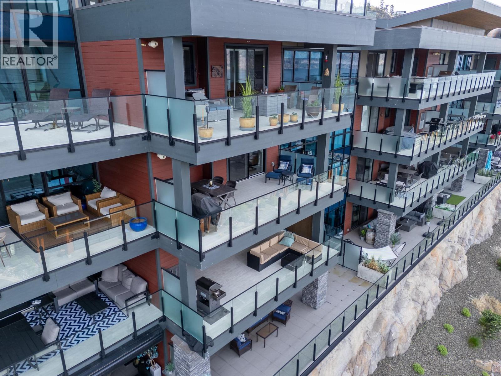 405 3475 Granite Close, Kelowna