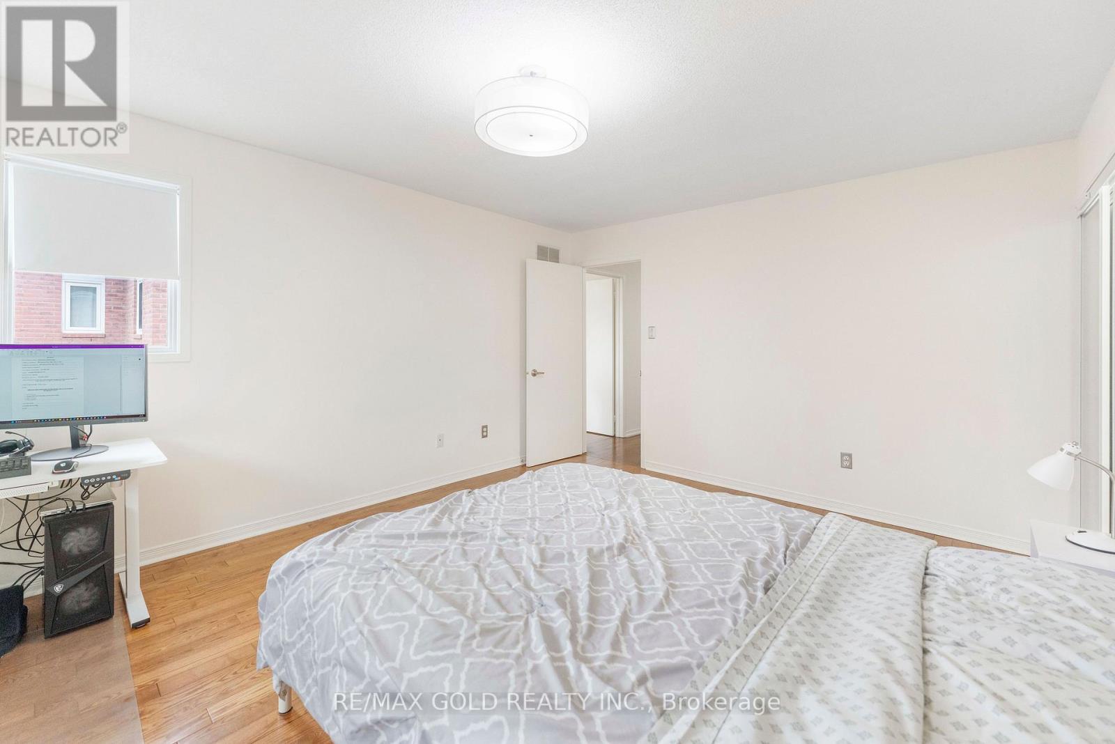 299 DELANEY DRIVE - 27