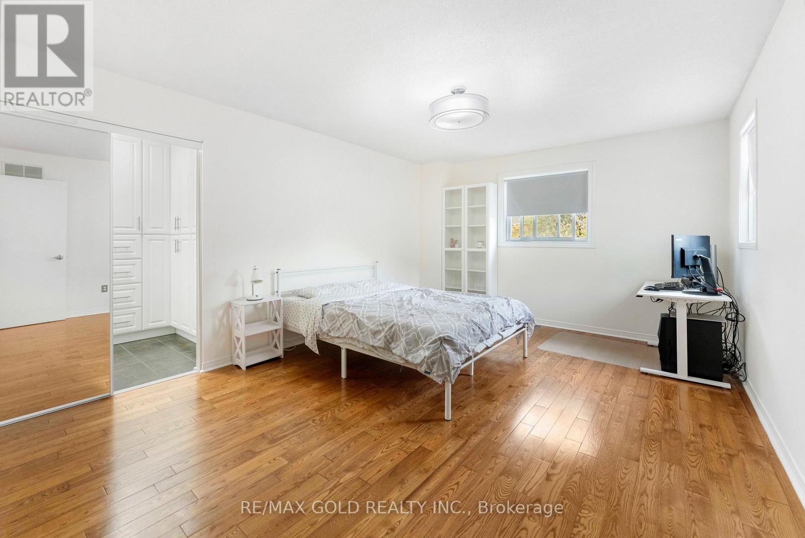 299 DELANEY DRIVE - 25
