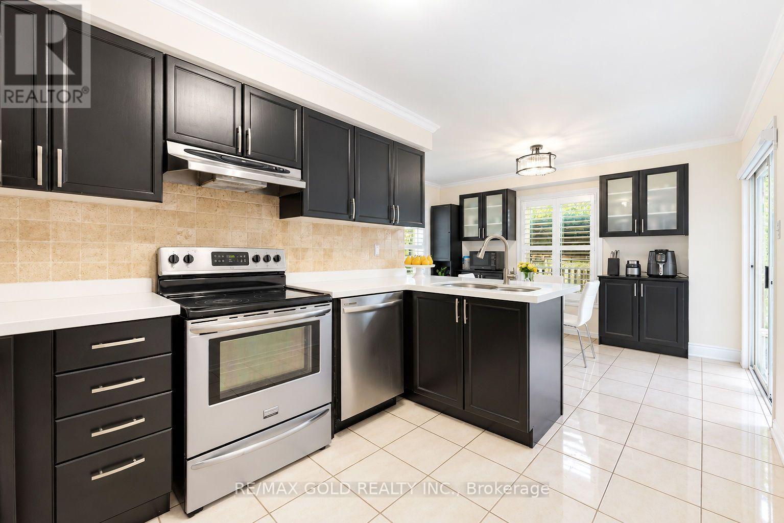 299 DELANEY DRIVE - Image 20