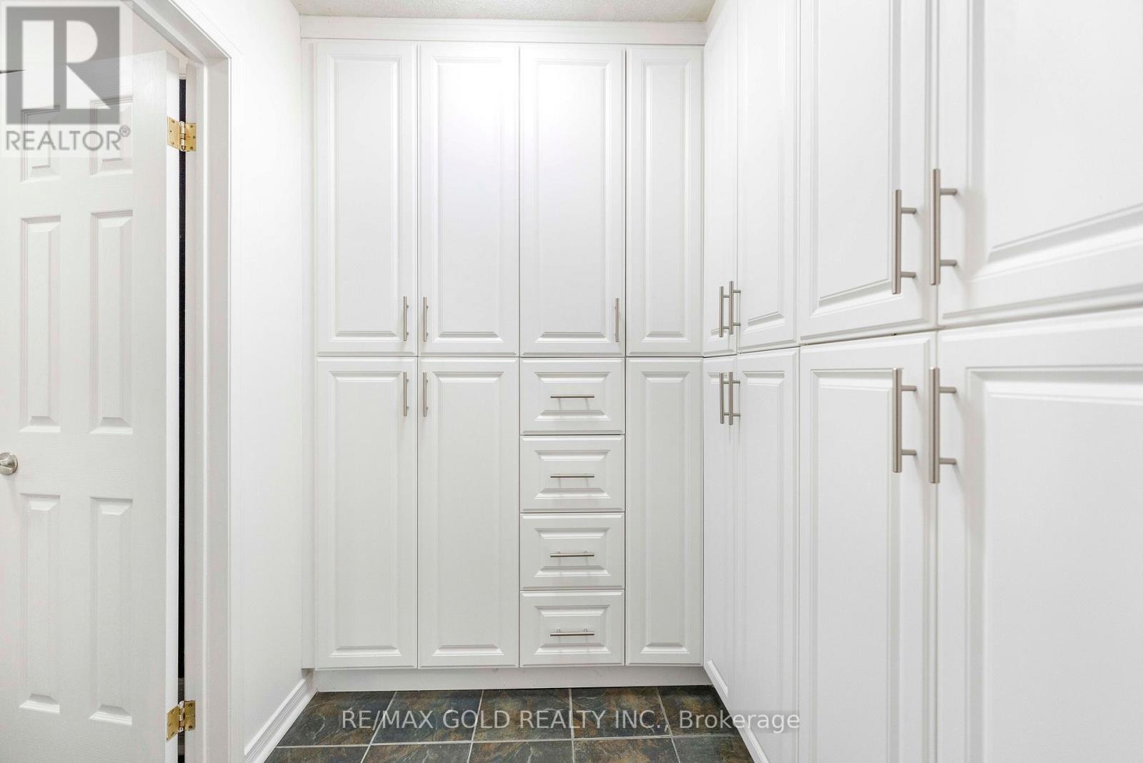 299 DELANEY DRIVE - 28