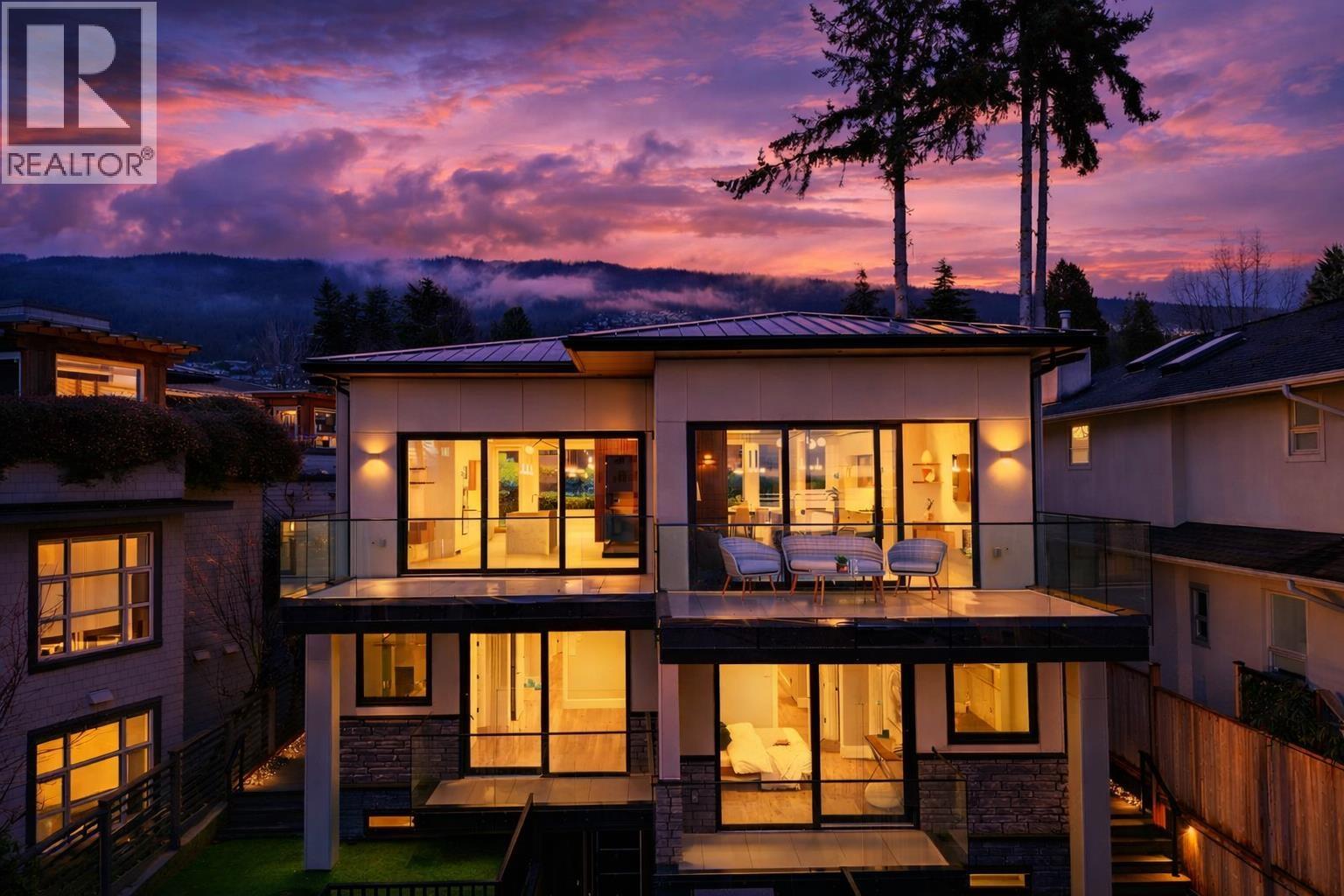 2378 MARINE DRIVE, West Vancouver