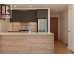 705 369 Tyee Rd, Victoria, BC V9A0B6 Photo 15