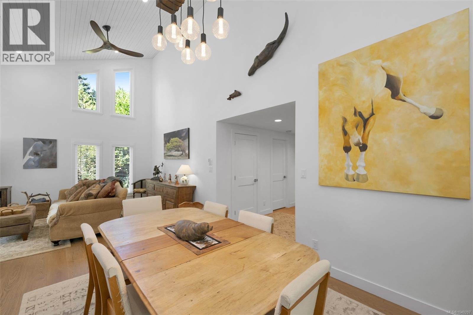  10915 Cedar Lane, North Saanich