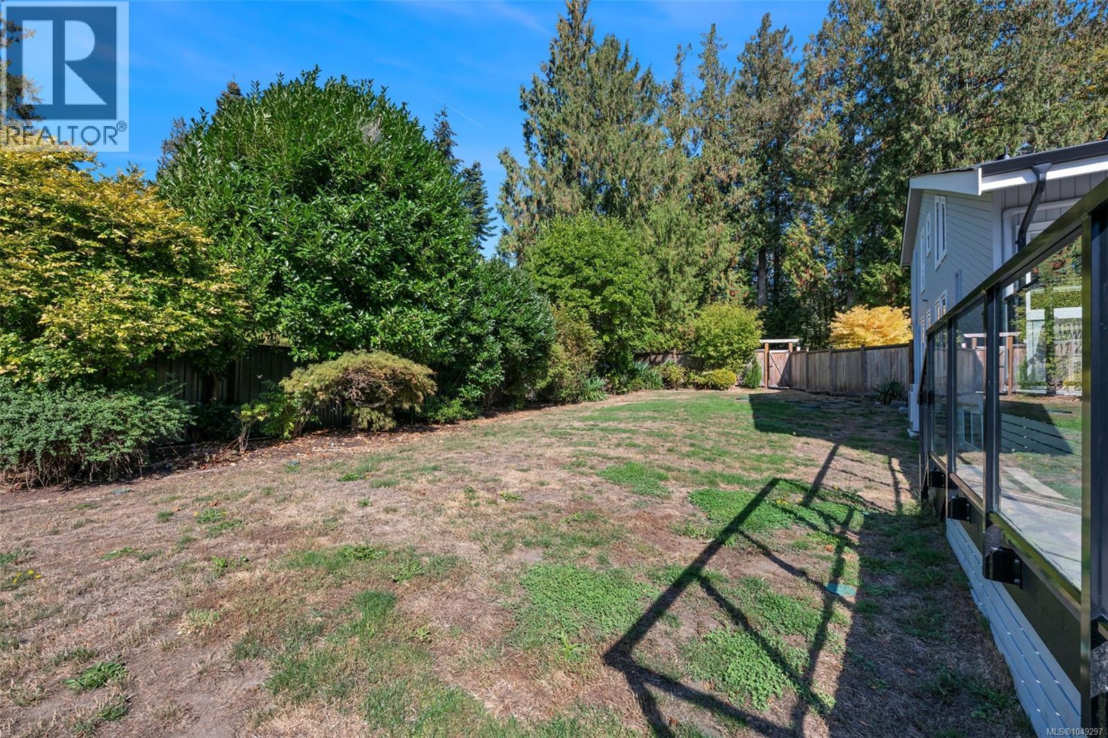 10915 Cedar Lane - 81