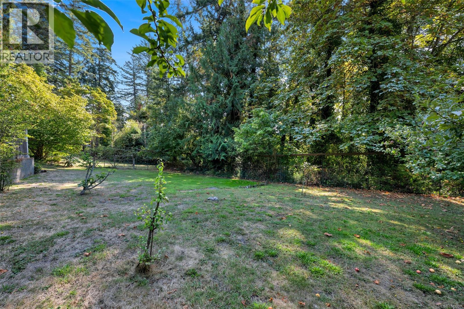 10915 Cedar Lane - 78