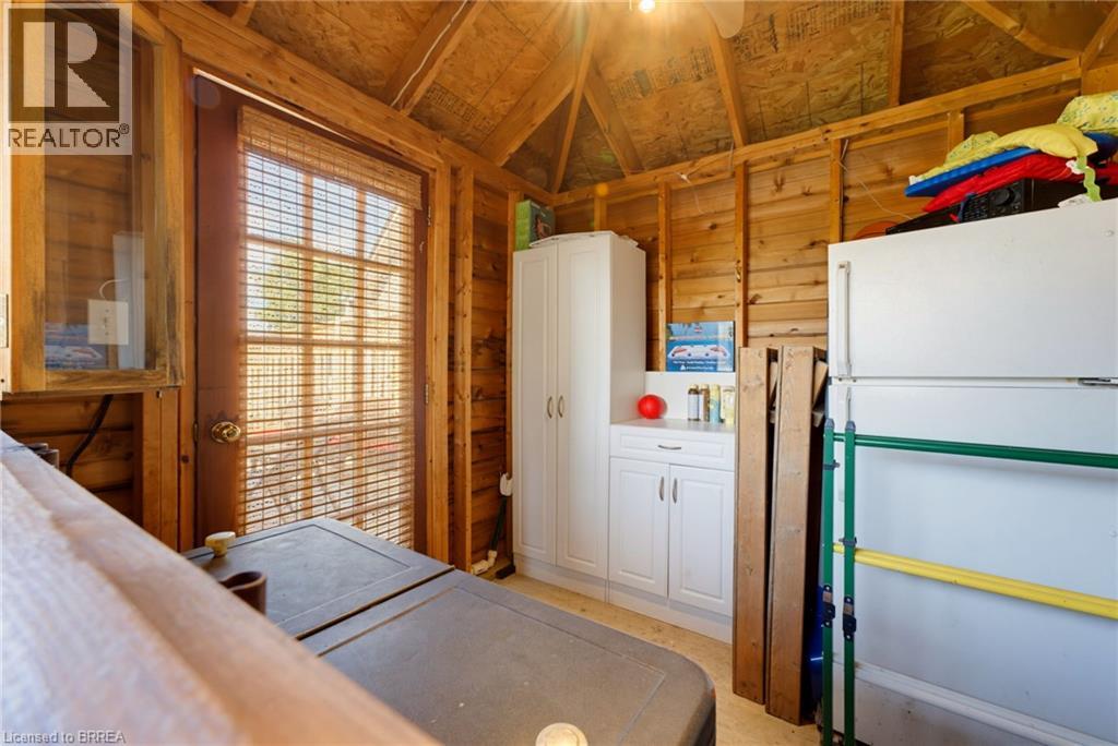 82 OLIVETREE Road - 32