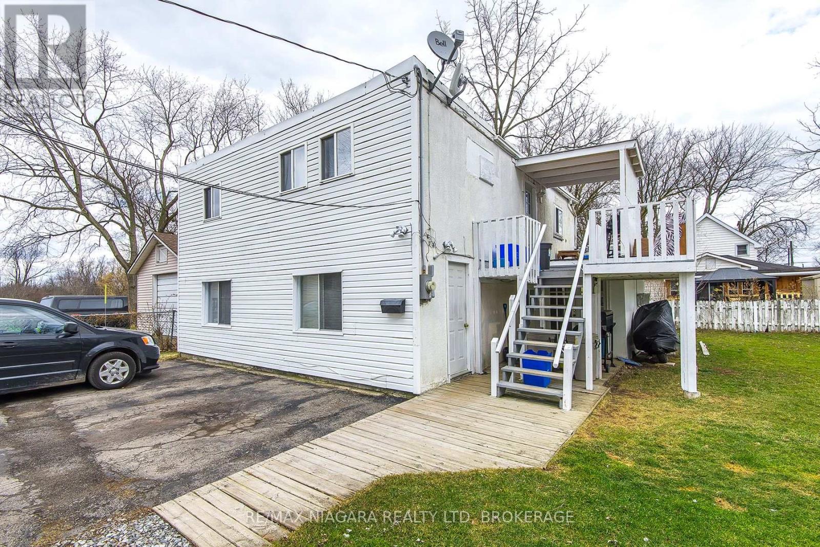 255 MELLANBY AVENUE - 7