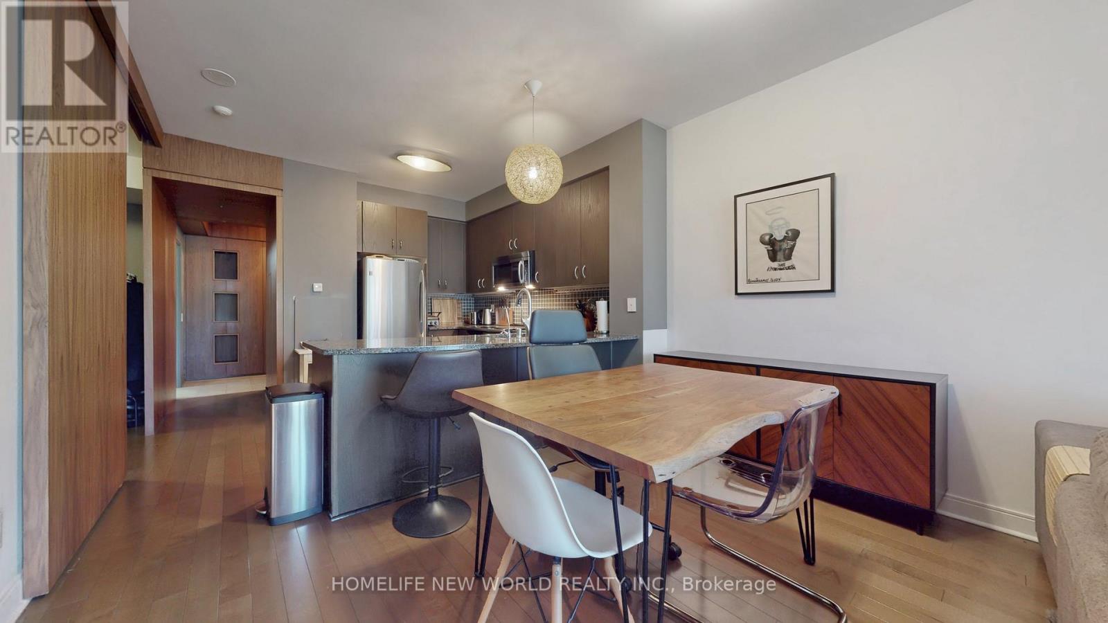 #312 18 YORKVILLE AVENUE - 10