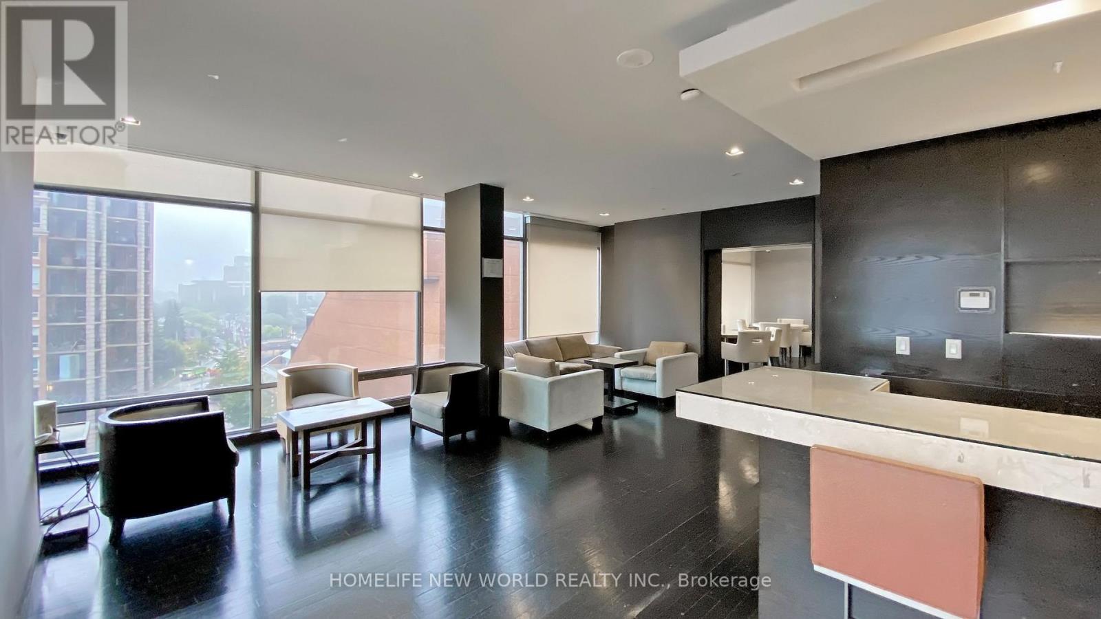 #312 18 YORKVILLE AVENUE - Image 36