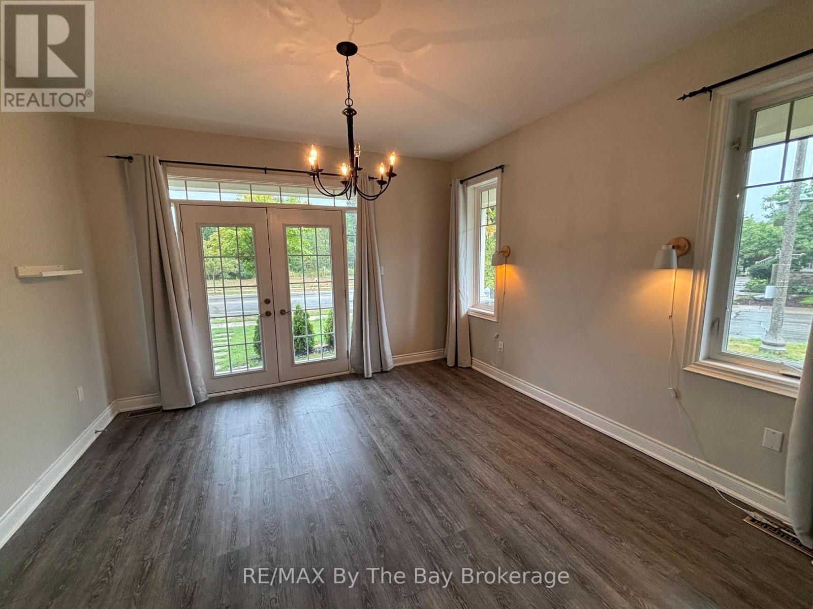 300 STONEBRIDGE BOULEVARD - Image 10