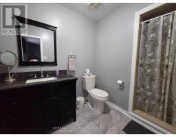 132 Esther Drive, Barrie, ON L4N0V5 Photo 13