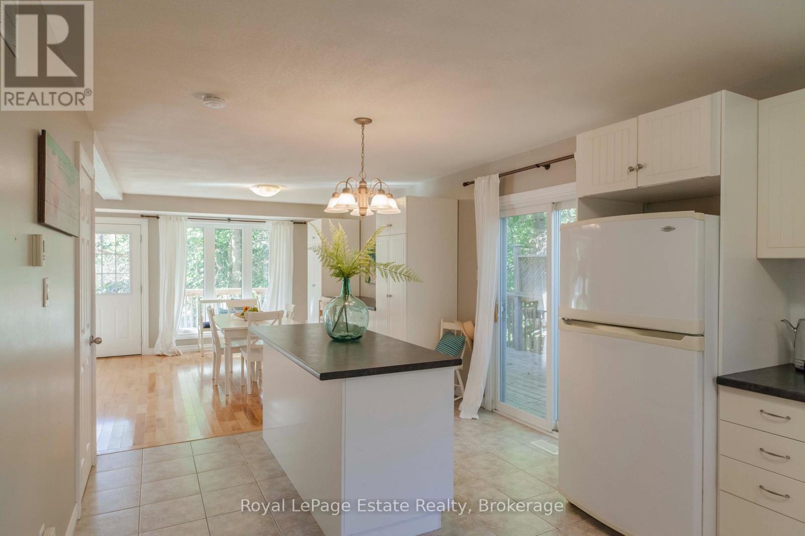 635 SIXTH STREET N - 22