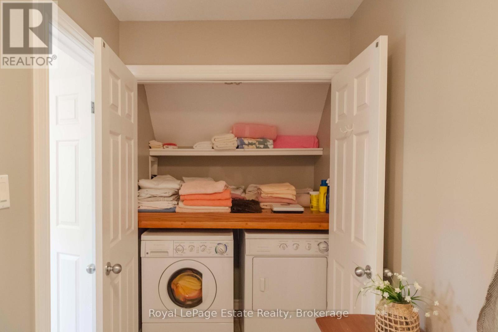 635 SIXTH STREET N - Image 37