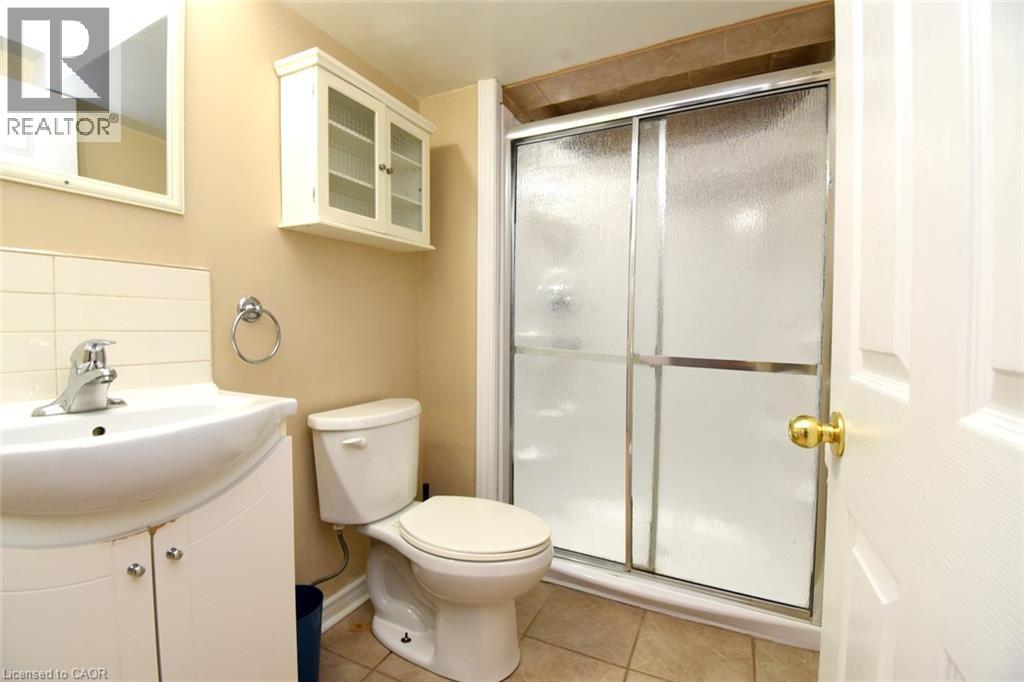 734 KING Street W - Image 29
