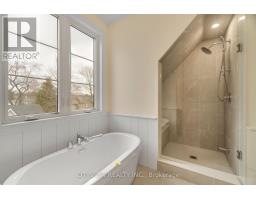 2284 Sovereign Street, Oakville, ON L6L1L6 Photo 31