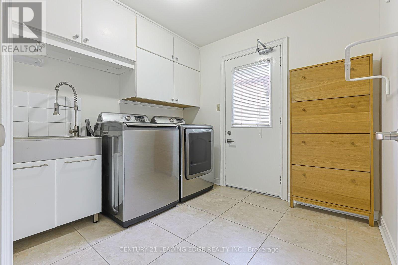 21 MCQUAID COURT - 25
