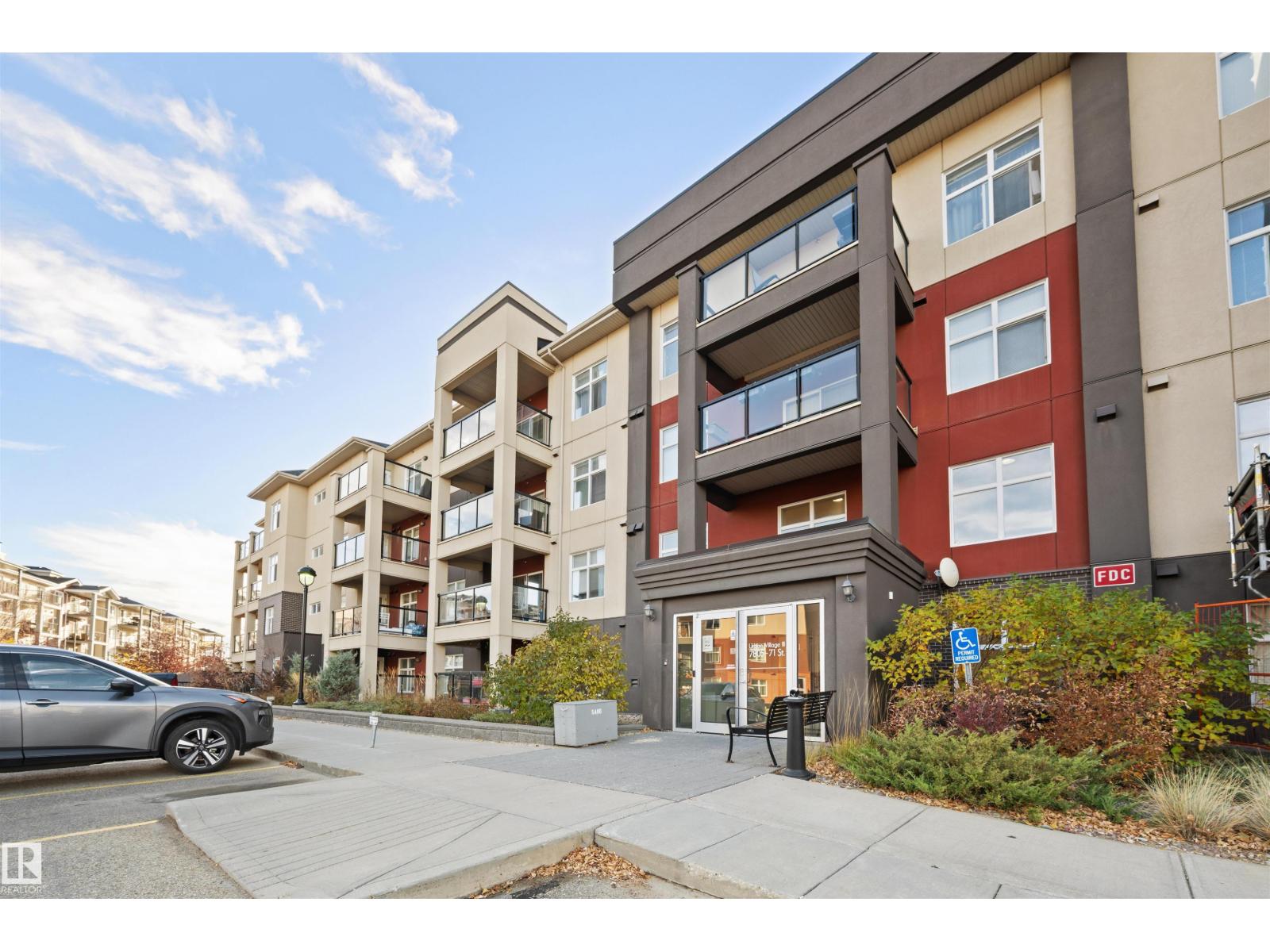 #158 7805 71 ST NW - 1