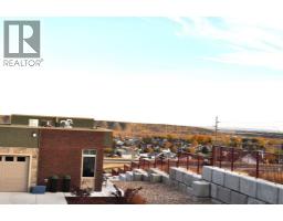 Bedroom - 34 Palisades Way Ne, Medicine Hat, AB T1C2B4 Photo 6