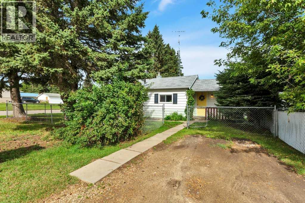 4646 53 Avenue - 2