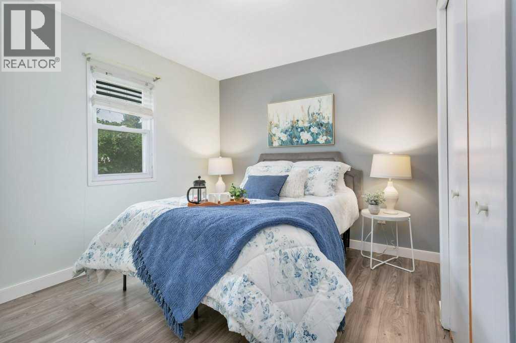 4646 53 Avenue - Image 25