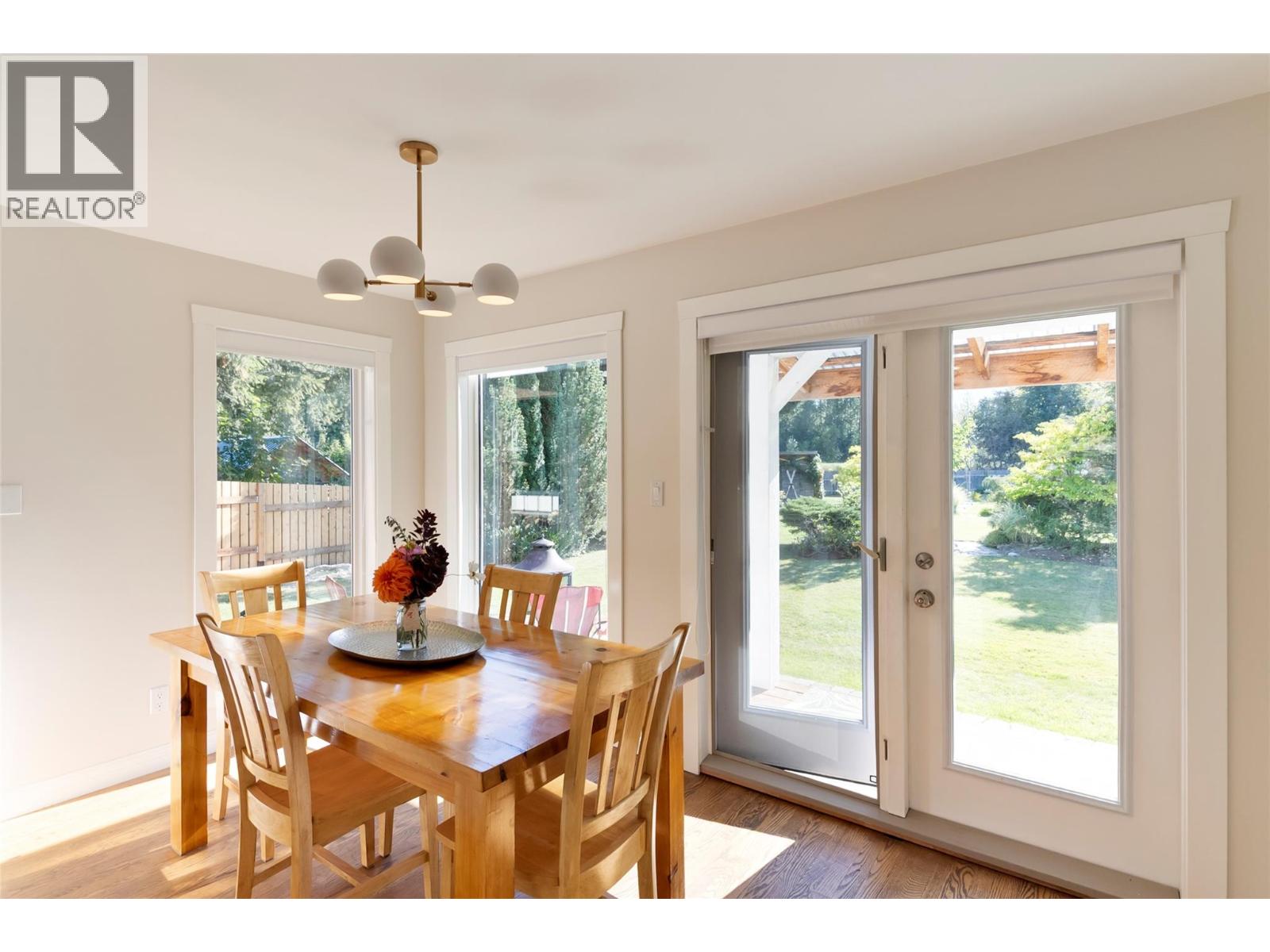 1009 Eighth Street - 23