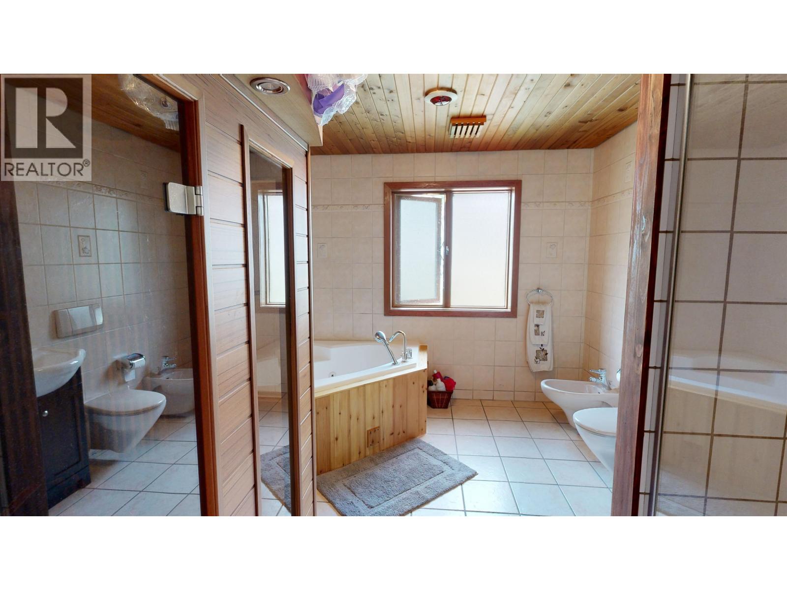 7524 THOMAS POINT ROAD - Image 19