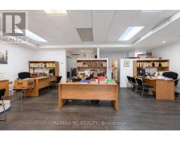 2nd Floor - 658 Bloor Street W, Toronto, ON M6G1K9 Photo 13