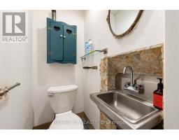 2nd Floor - 658 Bloor Street W, Toronto, ON M6G1K9 Photo 38