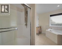 40 Baywater Court Sw, Airdrie, AB T4B0A8 Photo 34