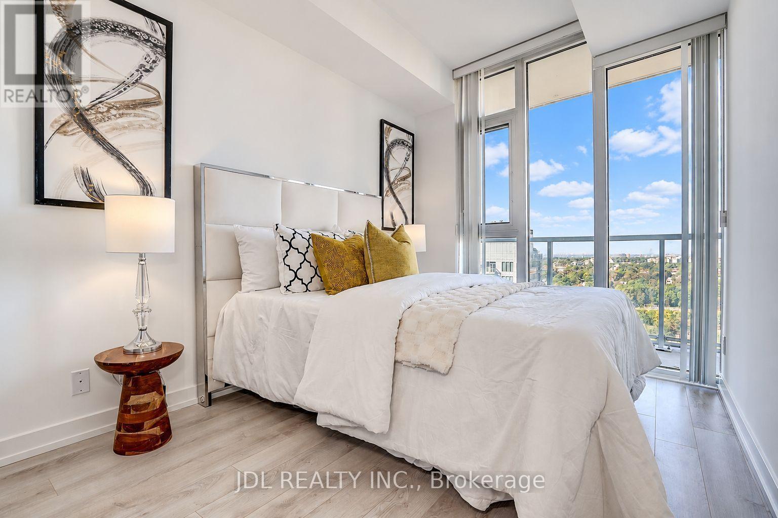 #1811 33 HELENDALE AVENUE - 23